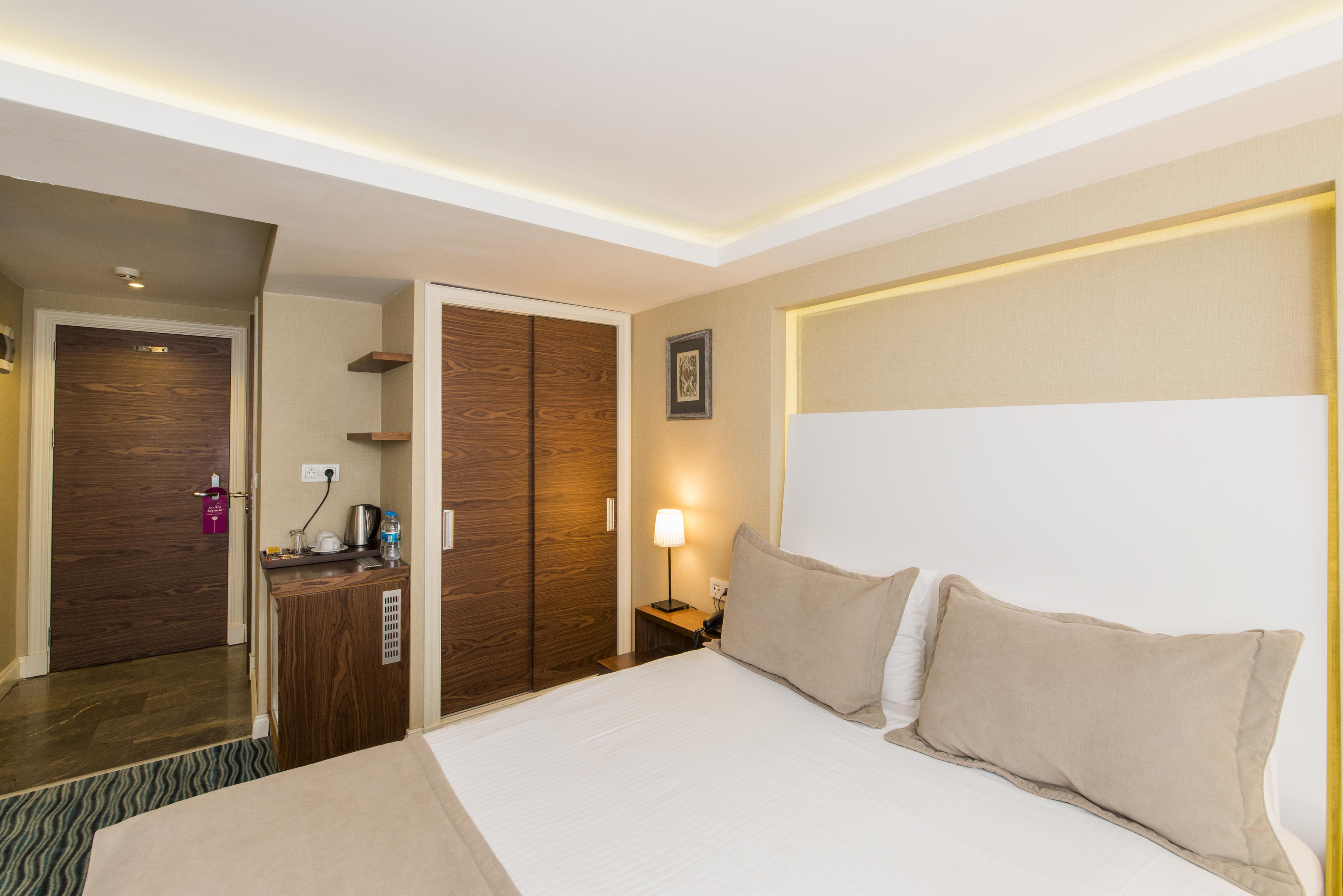 Aston Hotel Taksim Istanbul Bagian luar foto