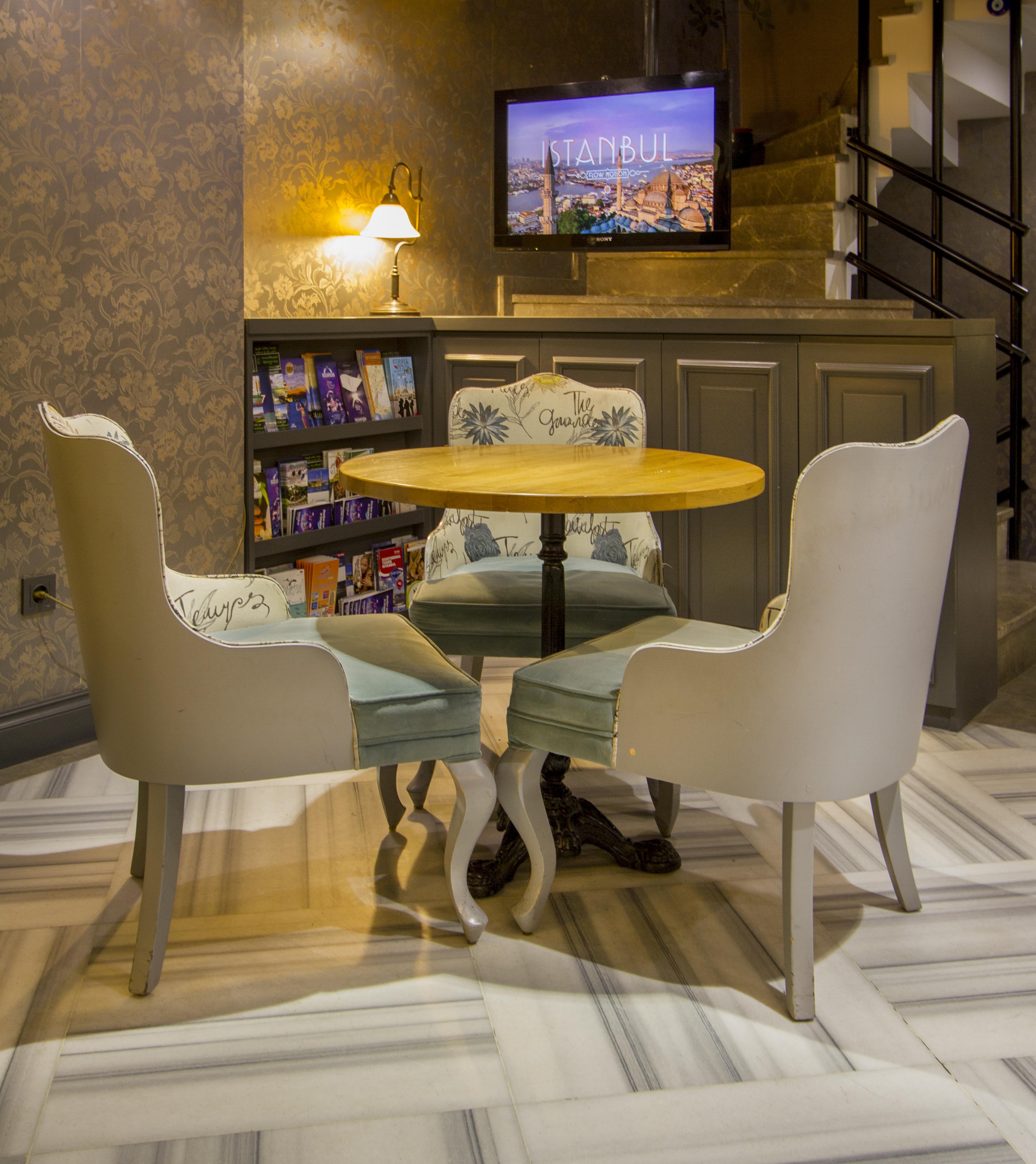 Aston Hotel Taksim Istanbul Bagian luar foto
