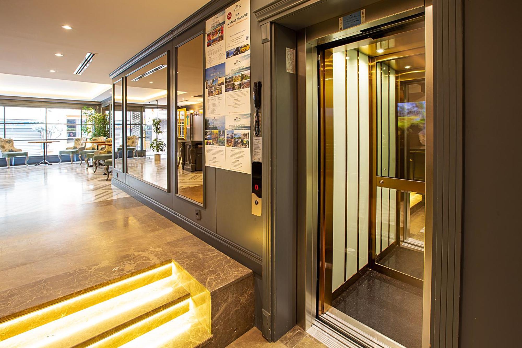 Aston Hotel Taksim Istanbul Bagian luar foto