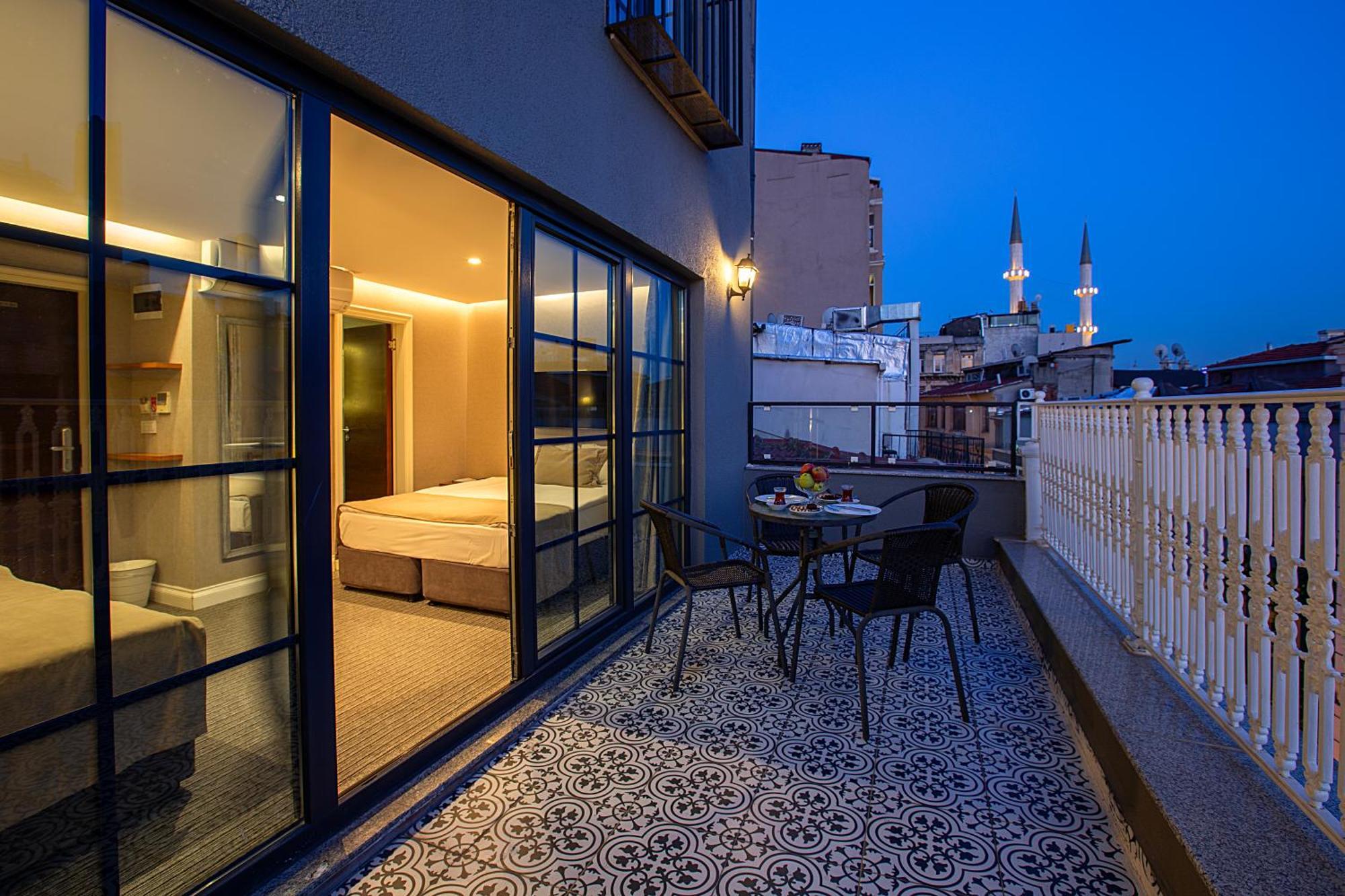 Aston Hotel Taksim Istanbul Bagian luar foto