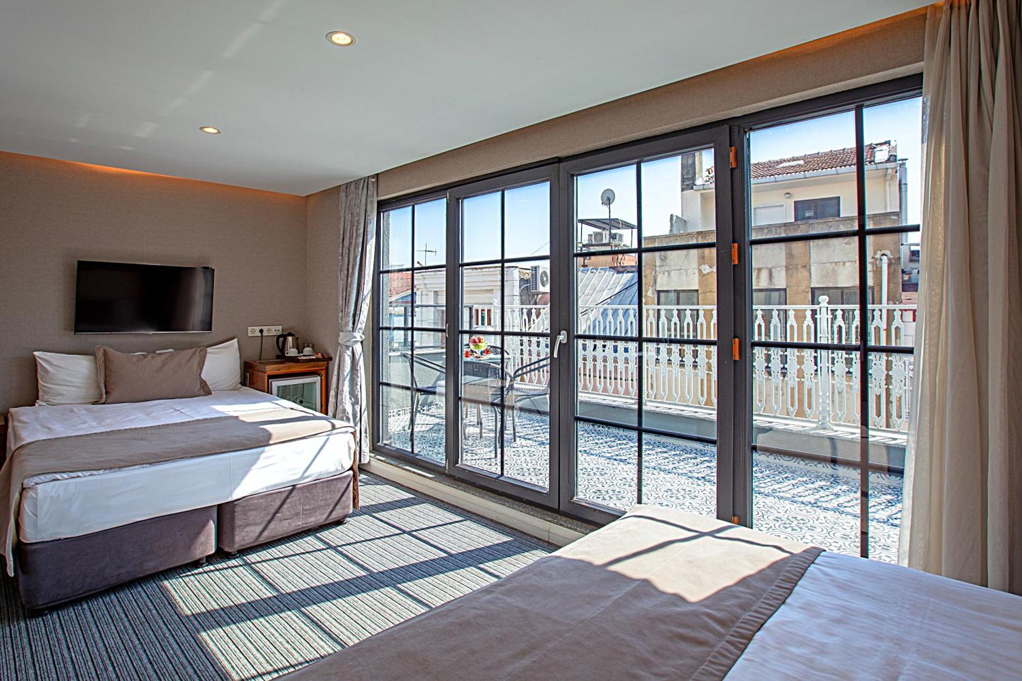 Aston Hotel Taksim Istanbul Bagian luar foto