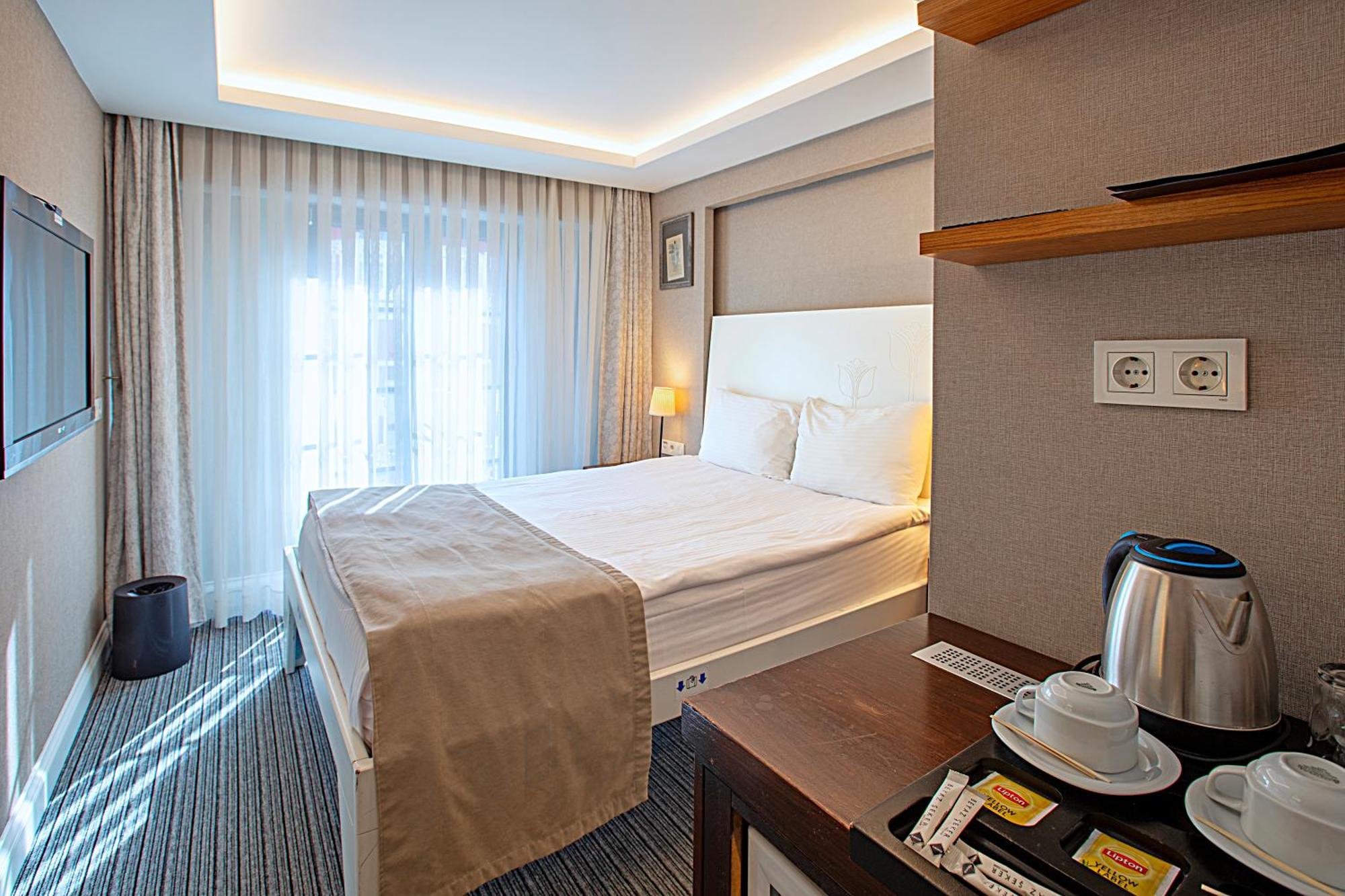 Aston Hotel Taksim Istanbul Bagian luar foto