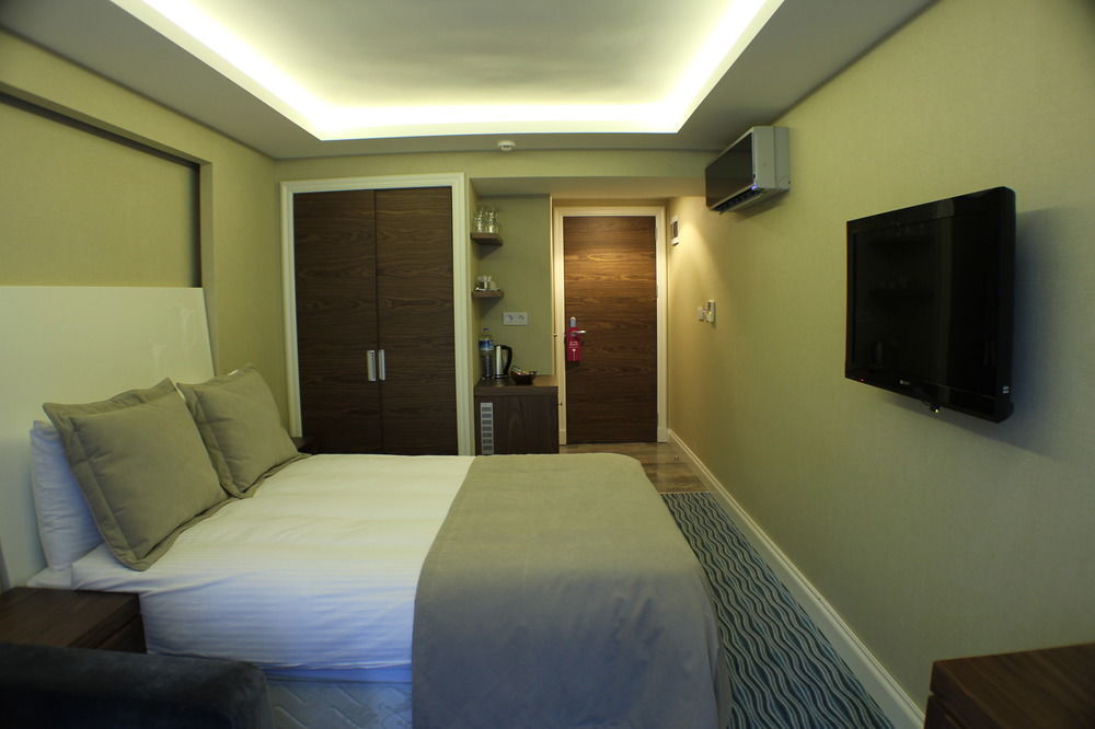 Aston Hotel Taksim Istanbul Bagian luar foto