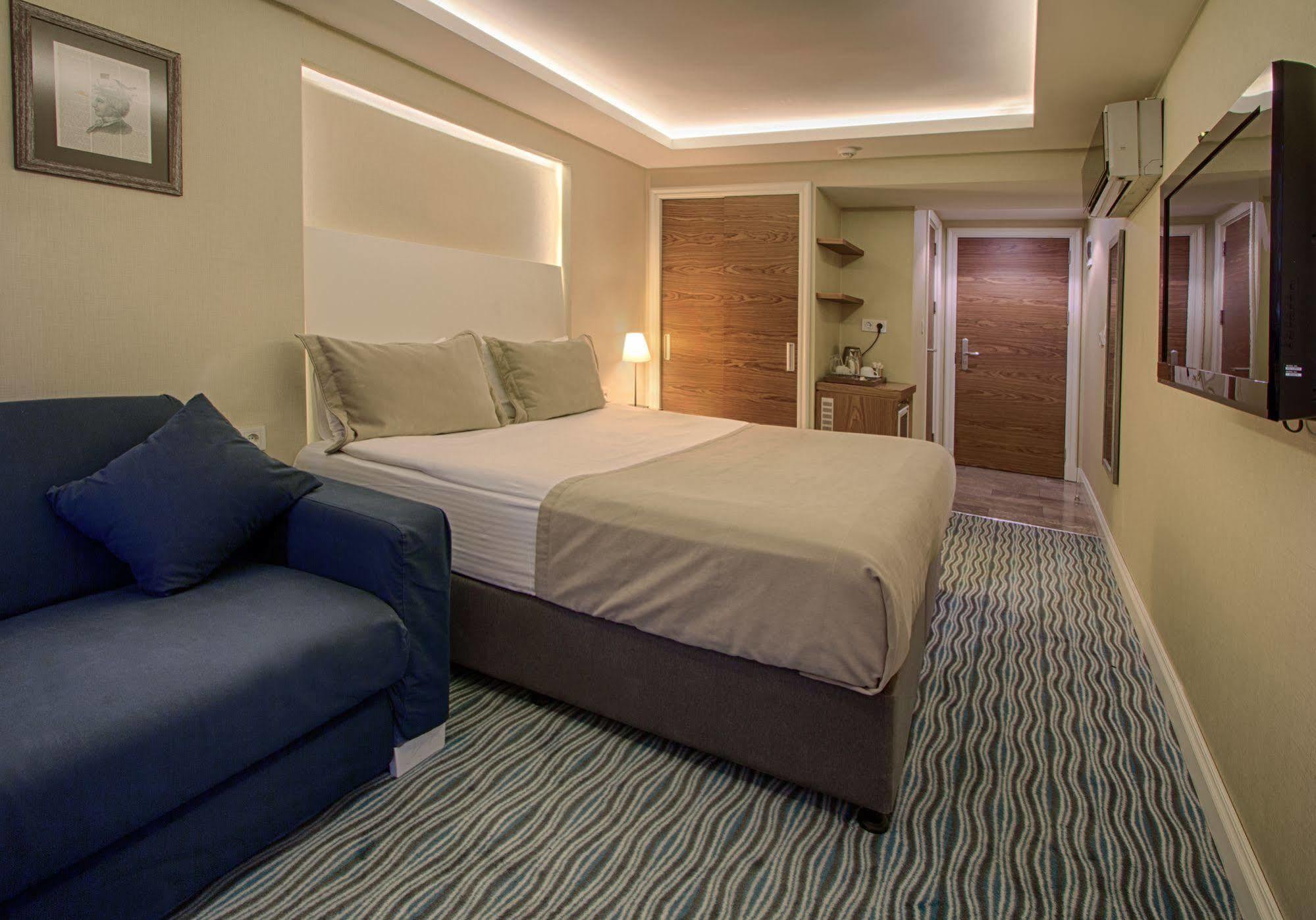 Aston Hotel Taksim Istanbul Bagian luar foto
