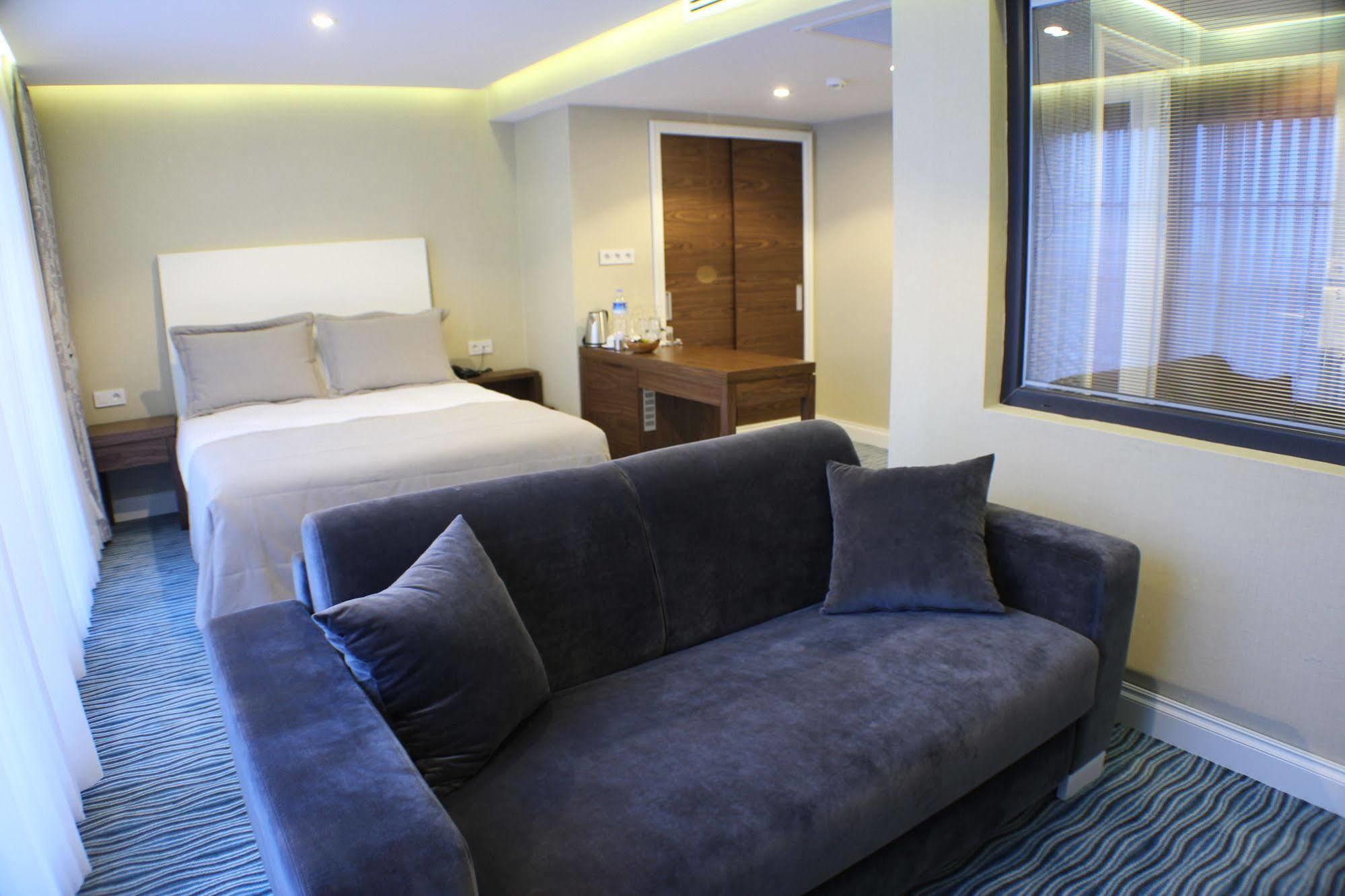 Aston Hotel Taksim Istanbul Bagian luar foto